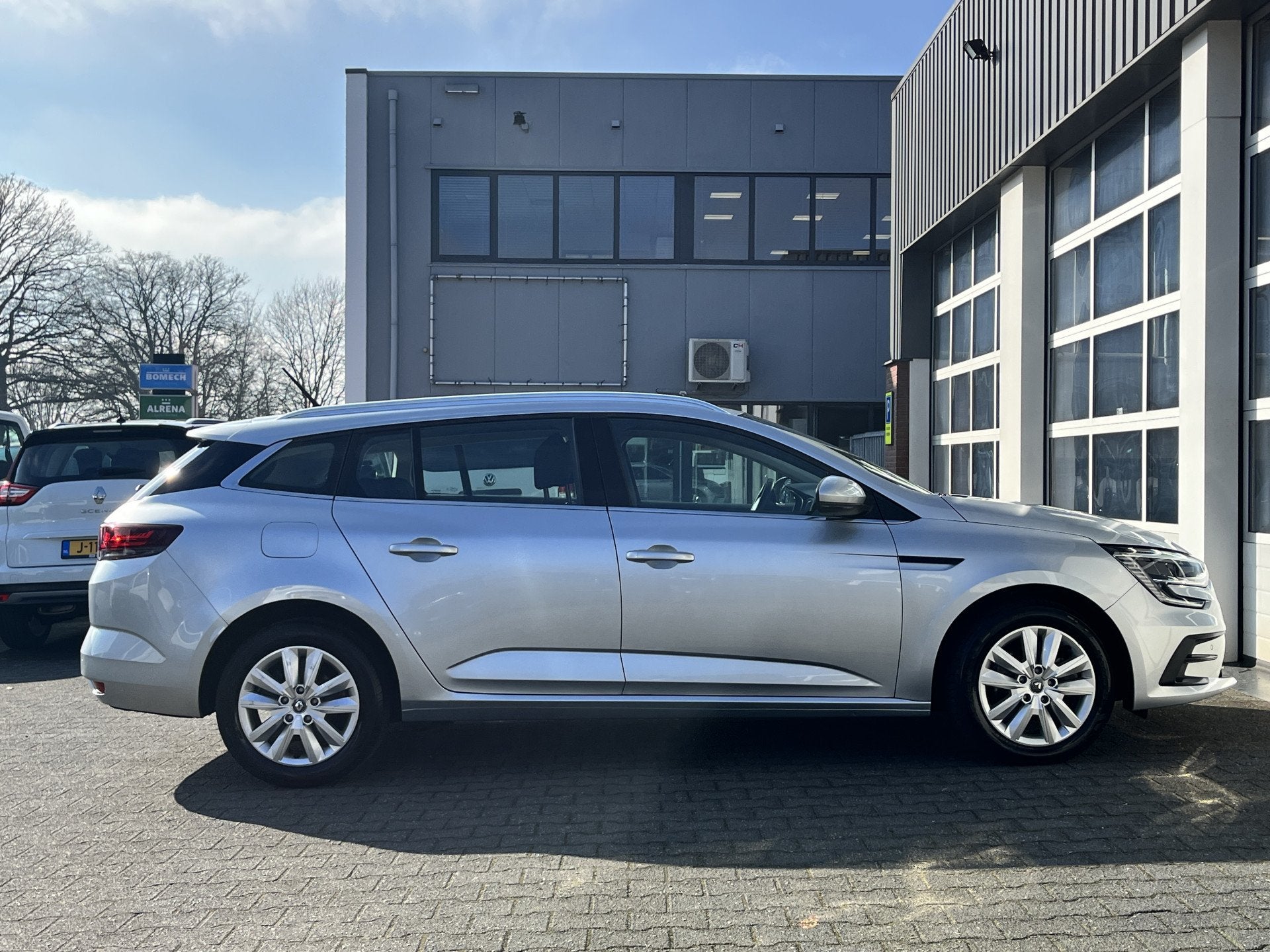 Foto 18 van Renault Mégane Estate 1.3 TCe Airco Cruise control Parkeers