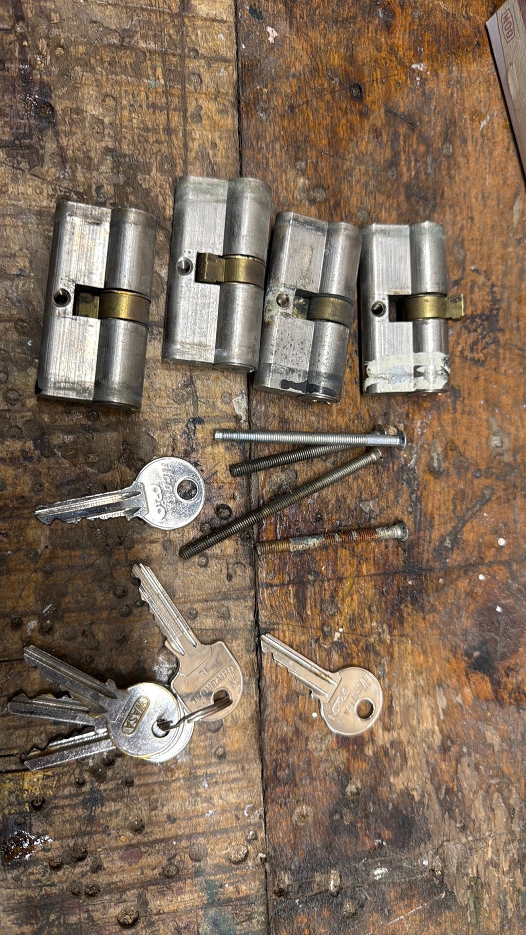 6 cilinder sloten wasa 63 mm incl 6 sleutels, Ophalen of Verzenden, Gebruikt, Slot