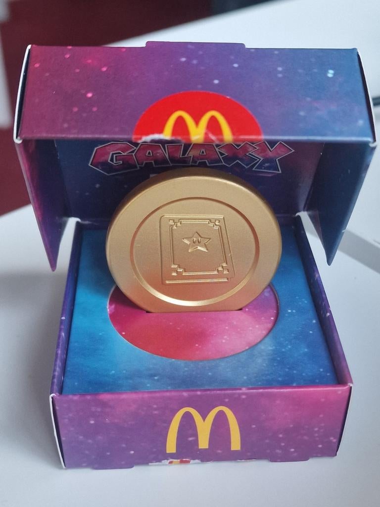 Mario Galaxy Gouden Storybook Munt - McDonald's Happy Meal, Ophalen of Verzenden