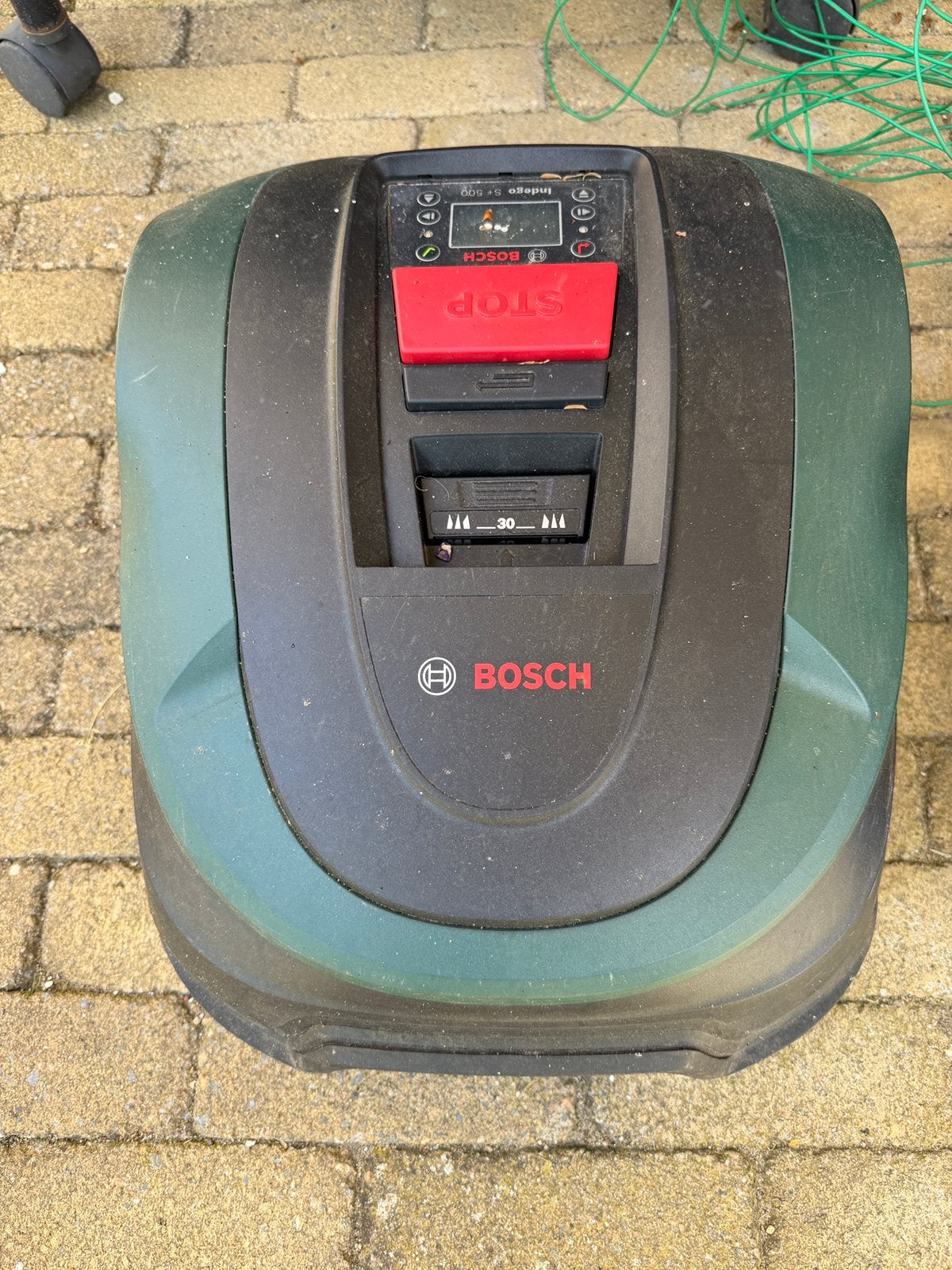 Robotgrasmaaier met basis. Bosch., Ophalen of Verzenden, Zo goed als nieuw