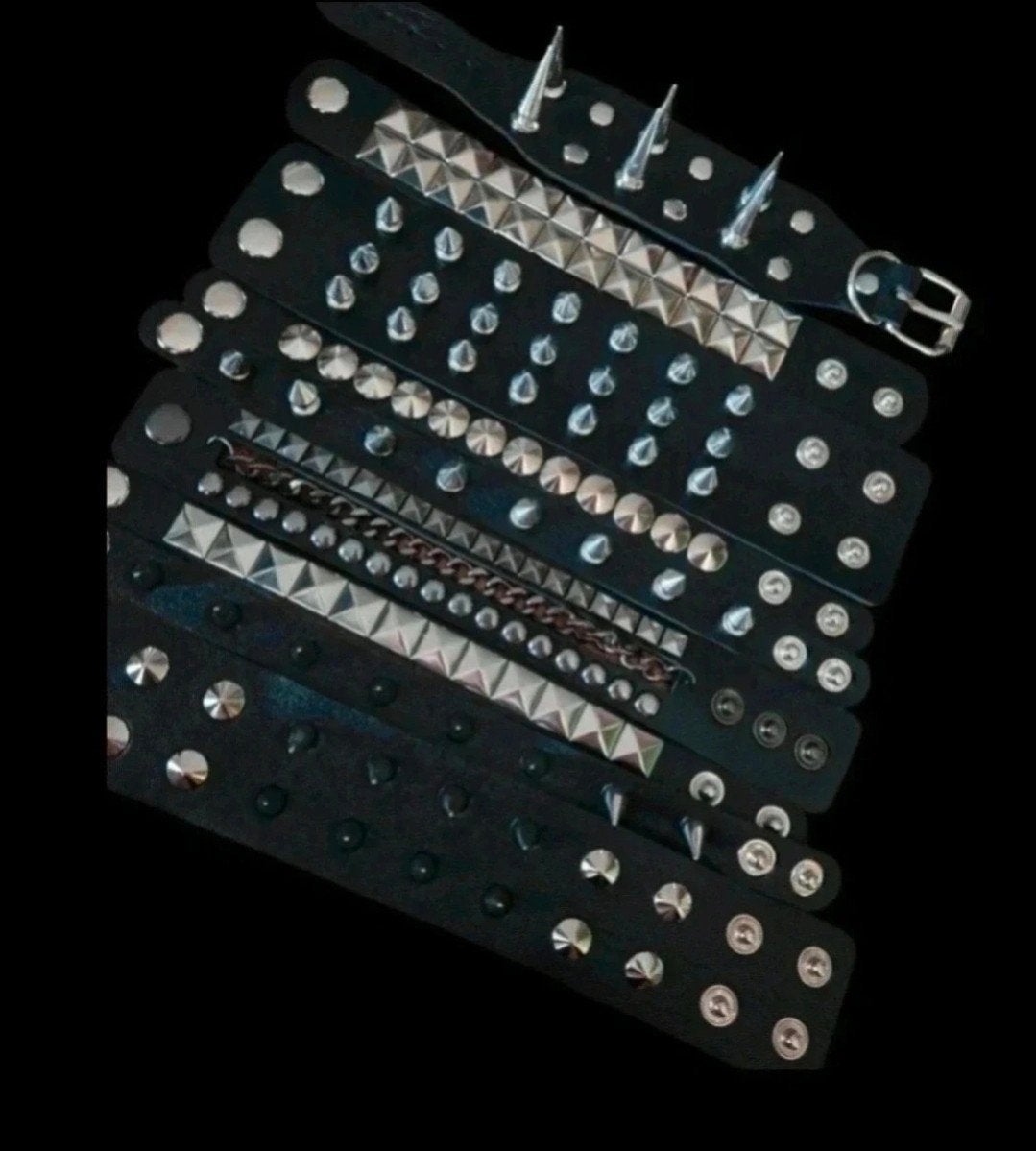 Punk Rock Gothic Armbanden met Spikes en Studs 9 stuks, Verzenden, Nieuw, Zwart, Met bedels of kralen