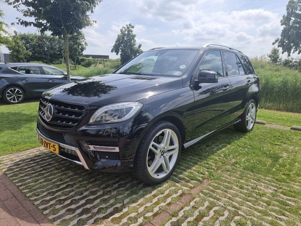 Mercedes-Benz ML350 4MATIC 2013 Nieuwe Luchtvering AMG Style, Automaat, Zwart, Vierwielaandrijving, Particulier