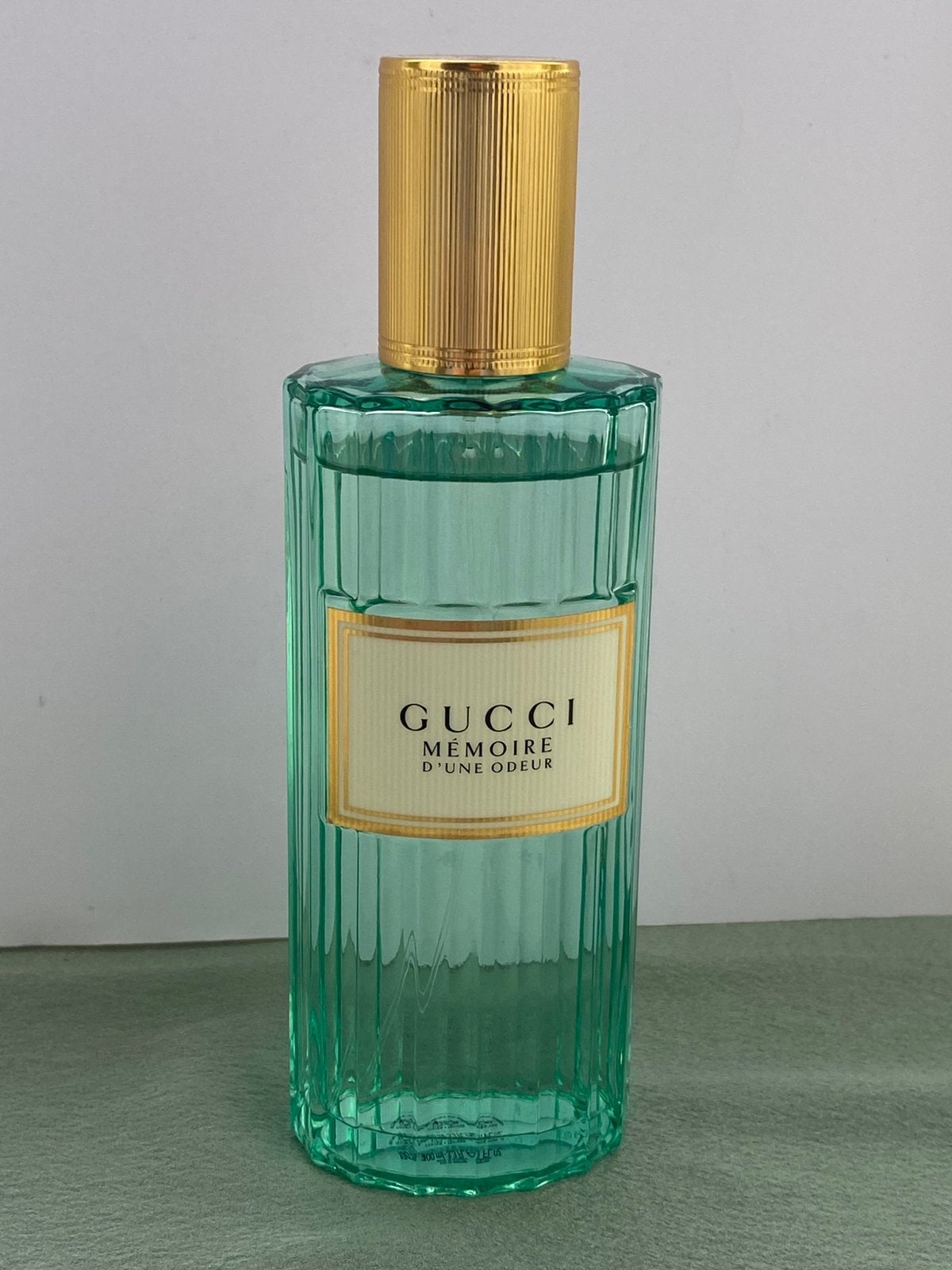 GUCCI MÉMOIRE D’UNE ODEUR EAU DE PARFUM 95 / 100 ML., Ophalen of Verzenden, Zo goed als nieuw