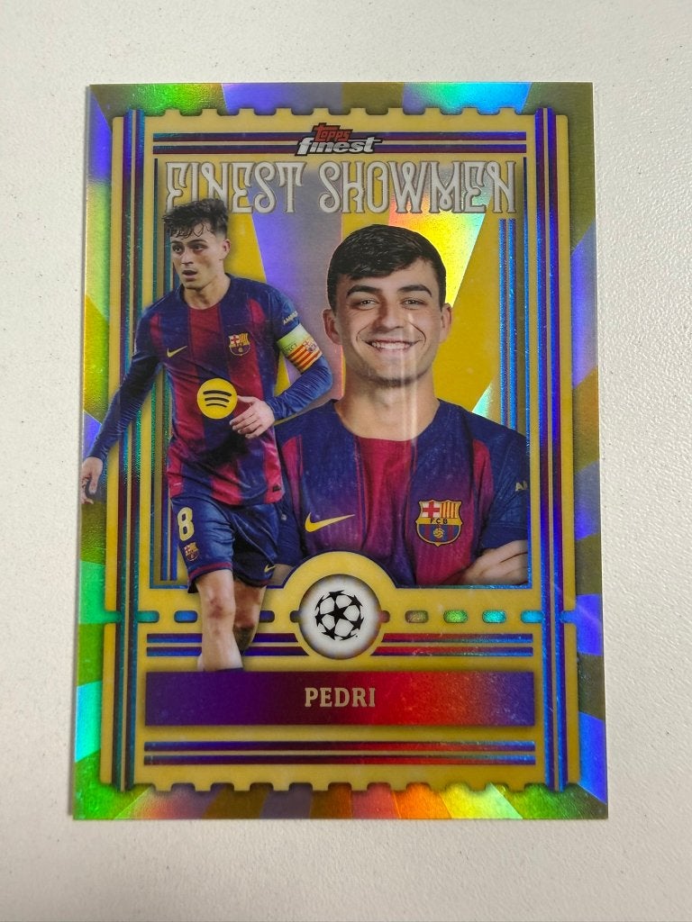Pedri Finest Showmen Topps Finest 2025-26, Ophalen of Verzenden, Nieuw, Buitenlandse clubs, Poster, Plaatje of Sticker