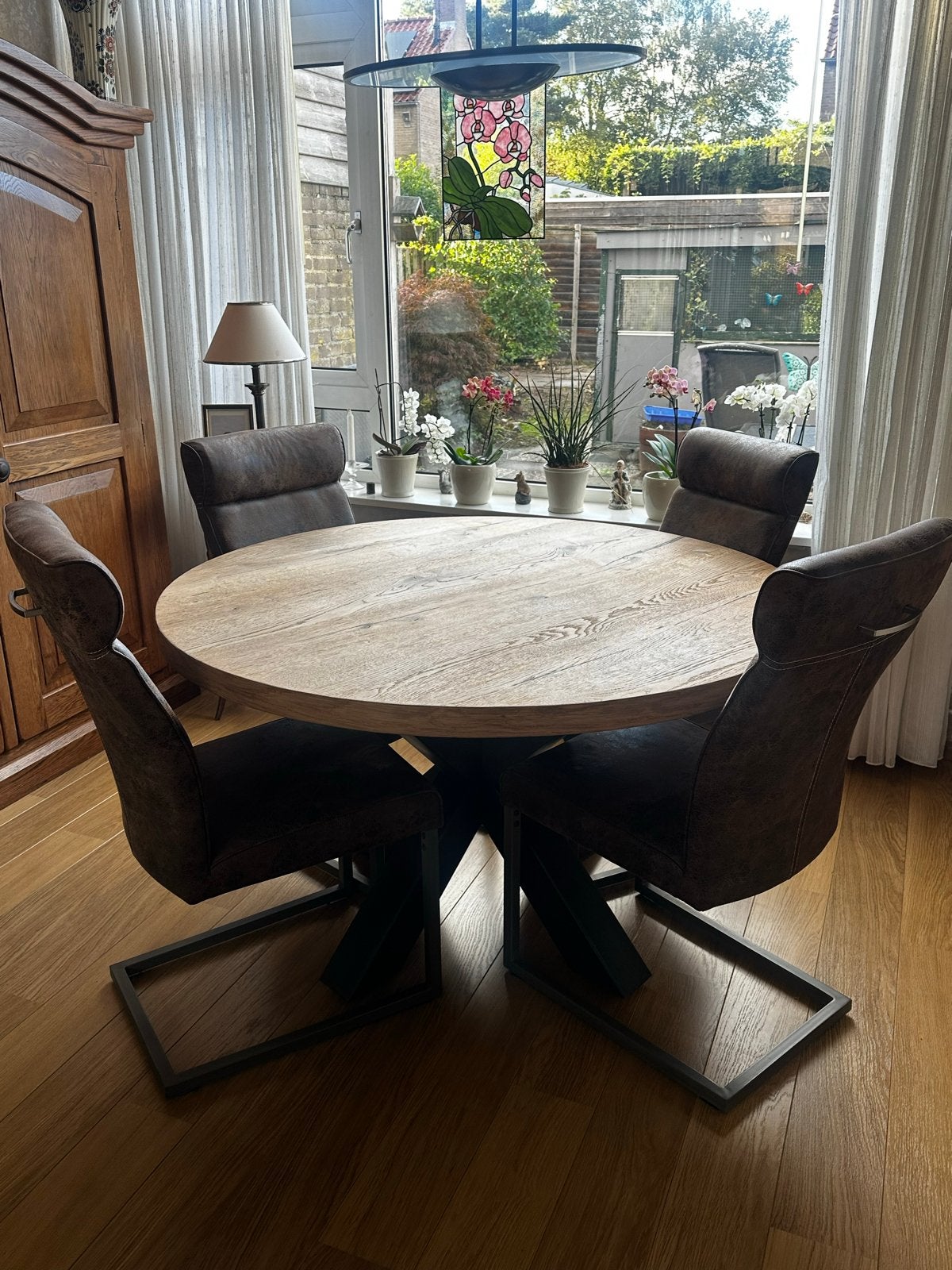 Ronde eettafel 130 cm Eijerkamp, Huis en Inrichting, Ophalen, 100 tot 150 cm, Rond, Zo goed als nieuw