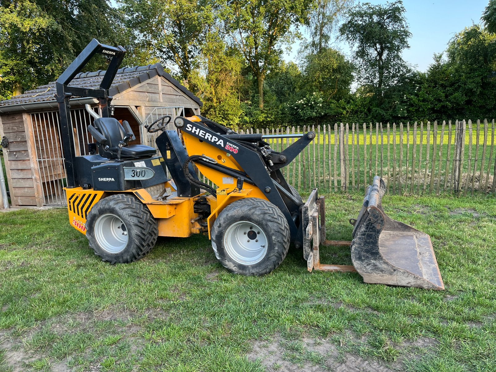 Sherpa 300 shovel loader BJ2017 MARGE, Ophalen of Verzenden, Wiellader of Shovel
