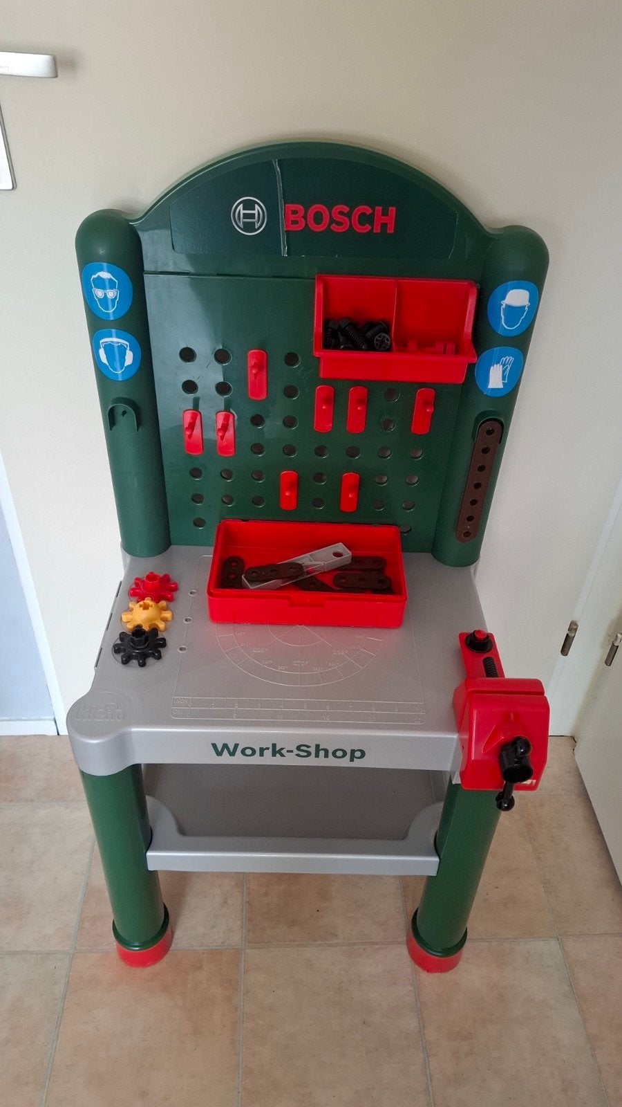 Gratis Speelgoed Bosch gereedschap werkbank, Ophalen, Gebruikt
