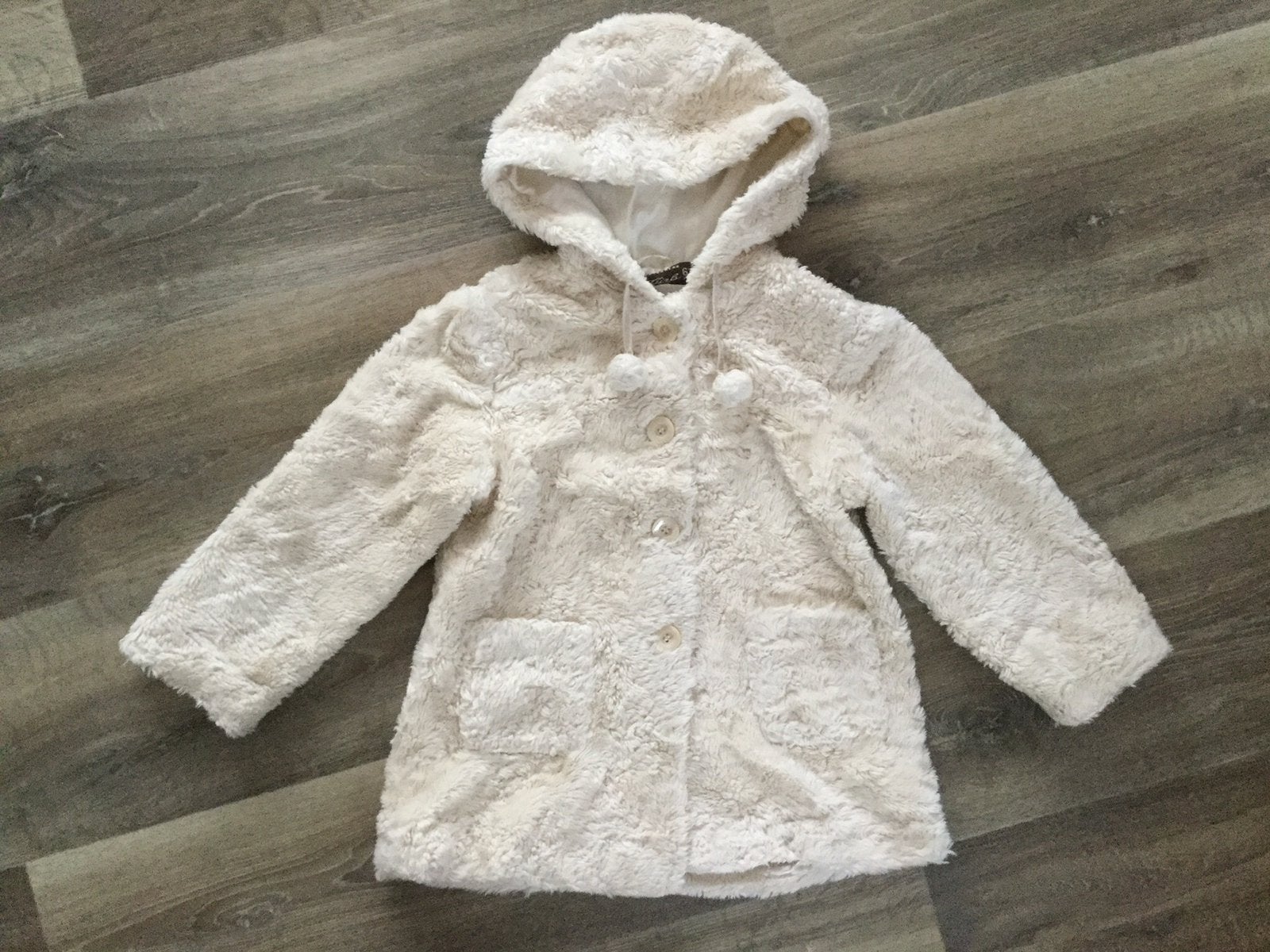 Super Mooie berenjas jas 104/110 beige, Meisje, Ophalen of Verzenden, Zo goed als nieuw, Girls