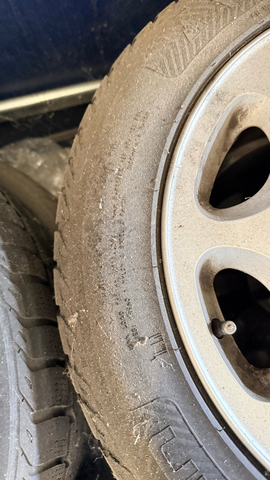 4 Winterbanden met originele  voor Mercedes Sprinter, Ophalen, Gebruikt