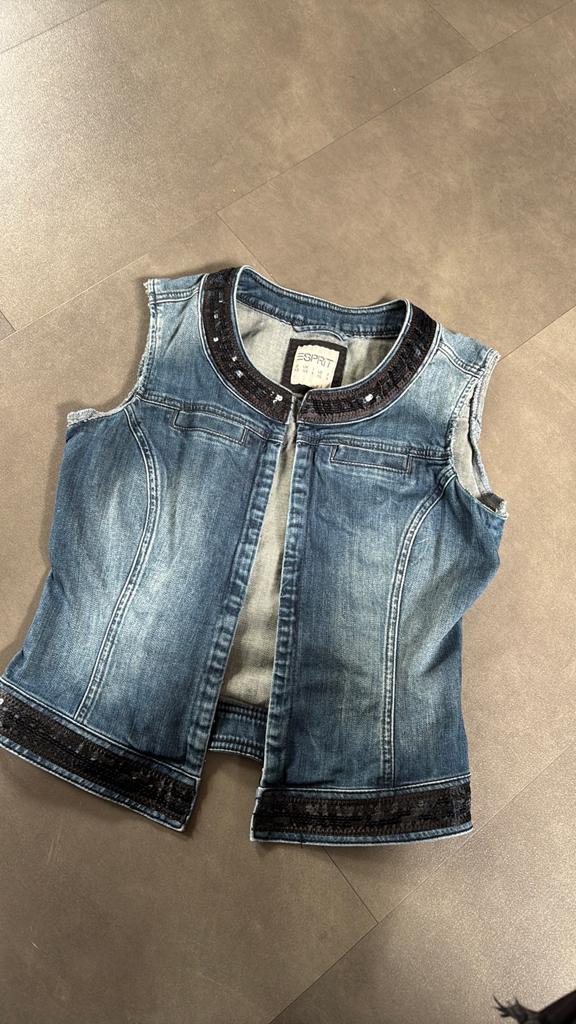 Esprit denim gilet met pailletten – maat XS, Kleding | Dames, Bodywarmers, Zo goed als nieuw, Maat 34 (XS) of kleiner, Blauw, Ophalen of Verzenden
