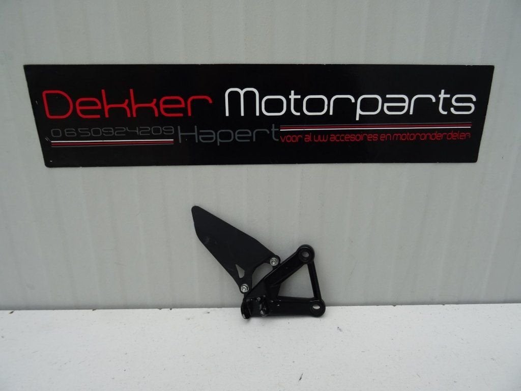 Rechter Schetsplaat / Voetsteun houder Ducati 848 1098 1198, Motoren, Gebruikt, -, -, Ophalen of Verzenden