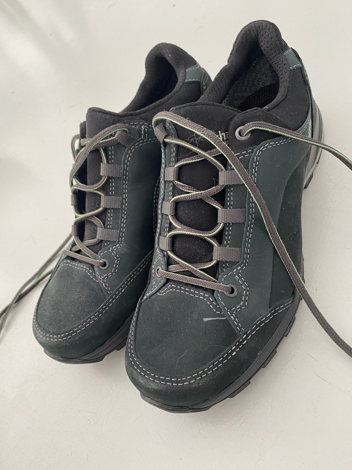 Hanwag Banks Low GTX Dames Wandelschoenen - ZGAN, Kleding | Dames, Schoenen, Ophalen of Verzenden, Zo goed als nieuw, Zwart, Wandelschoenen