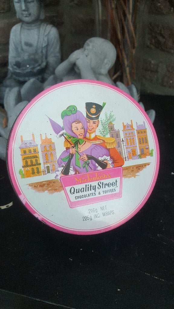 Mackintosh’s quality street chocolates & toffees, Verzamelen, Blikken, Ophalen of Verzenden, Gebruikt, Overige