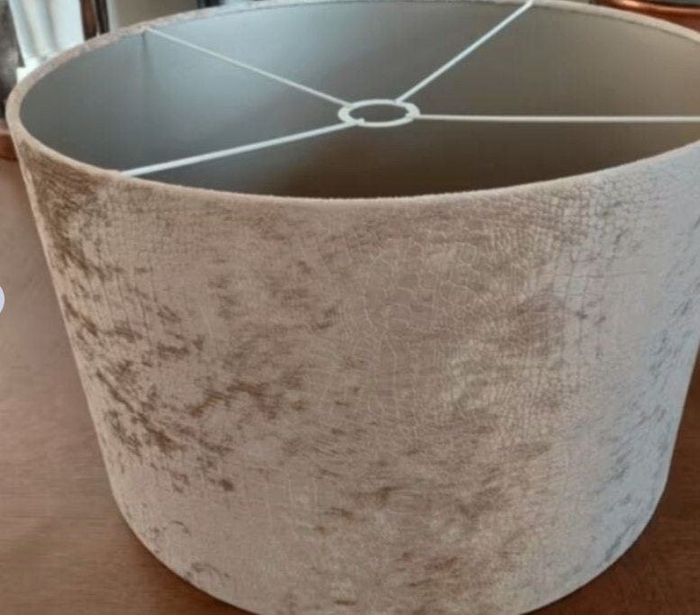 XL zilverkleruige lampenkamp met reptielpatroon NIEUW, Ophalen, 25 tot 50 cm, Rond, Nieuw
