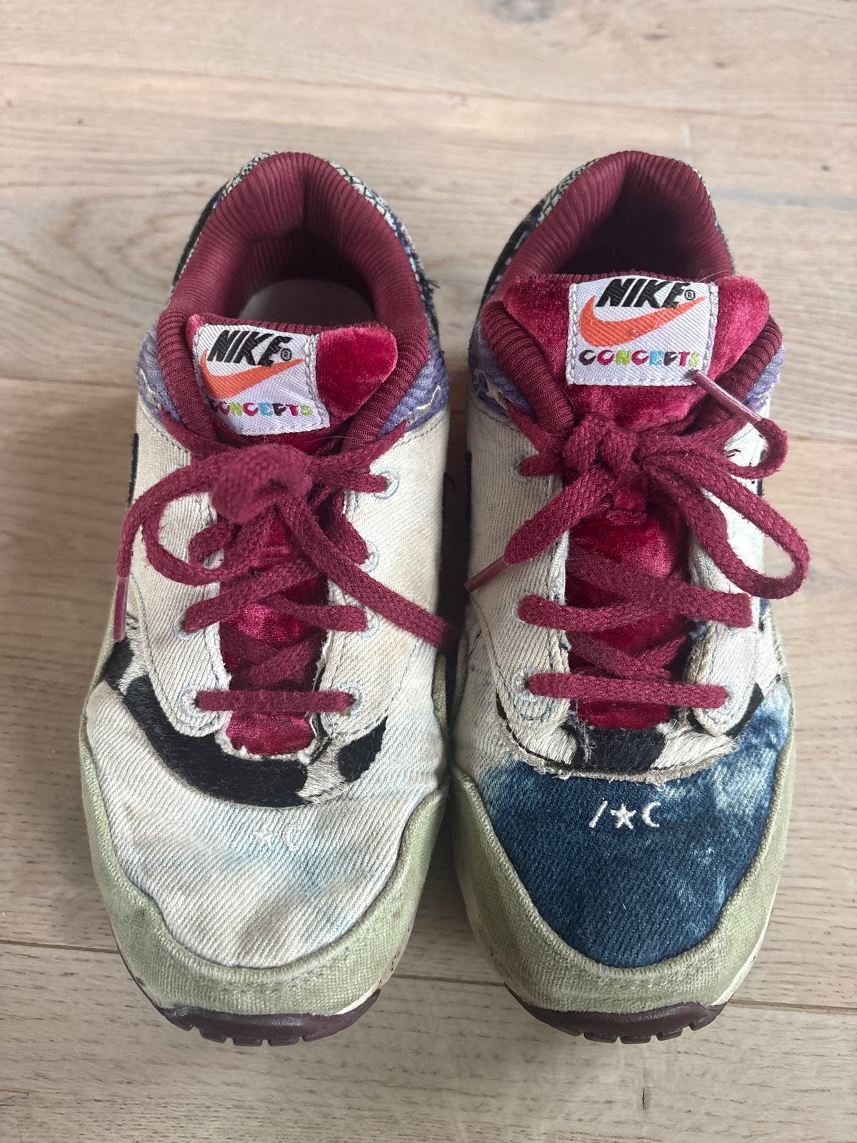 Bijzondere Nike Air Max 1 Concepts Mellow - Maat 35, Gebruikt, Ophalen of Verzenden, Jongen of Meisje, Sportschoenen