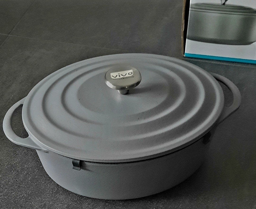 Vivo Ovale Gietijzeren Stoofpan 29 cm - Nieuw, Met deksel, Nieuw, Ophalen of Verzenden, Overige merken