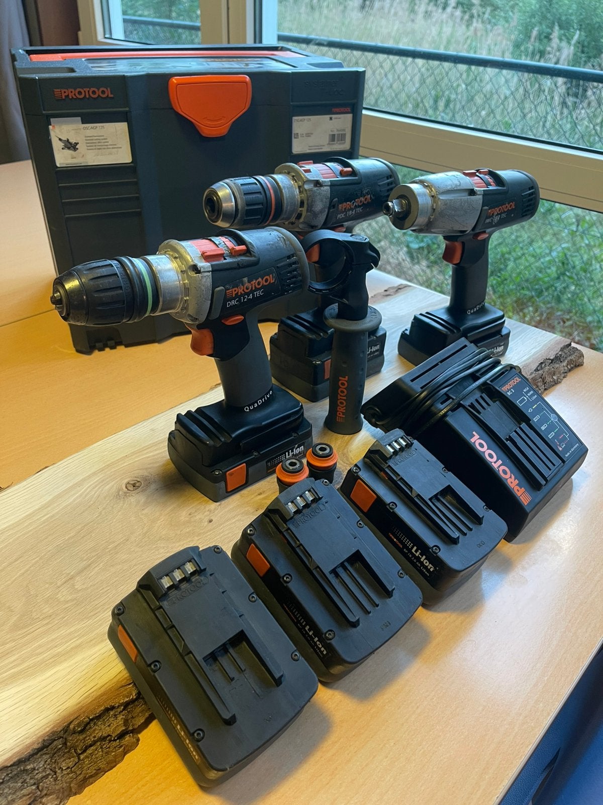 Schroefmachine set Protool/Festool met 3 accu’s gratis, Variabele snelheid, Ophalen of Verzenden, 400 tot 600 watt, Zo goed als nieuw