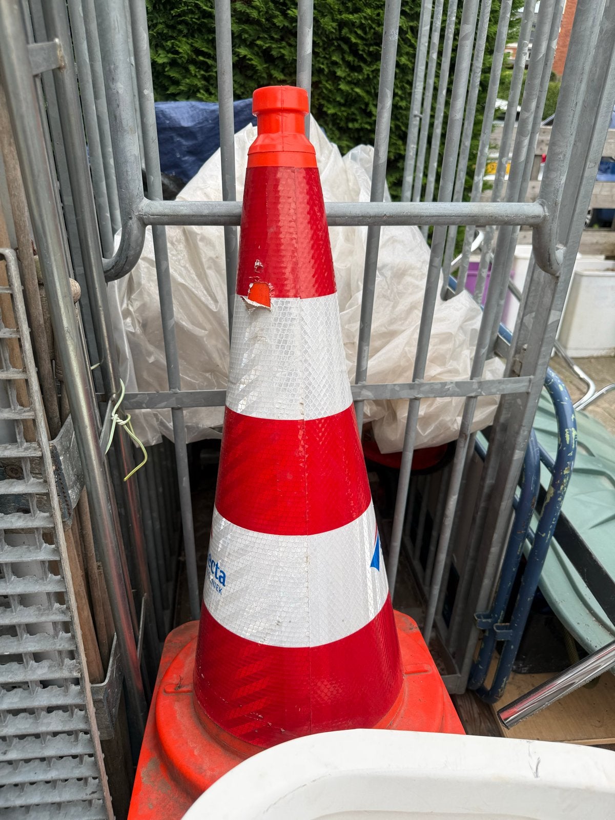 4 verkeerskegels / pionnen - Ideaal voor diverse doeleinden, Ophalen of Verzenden, Gebruikt