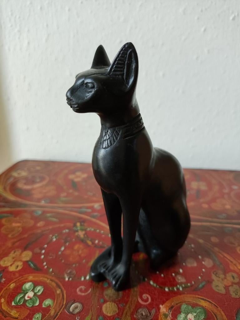 Prachtig massief houten beeld van de Egyptische godin Bastet, Verzenden