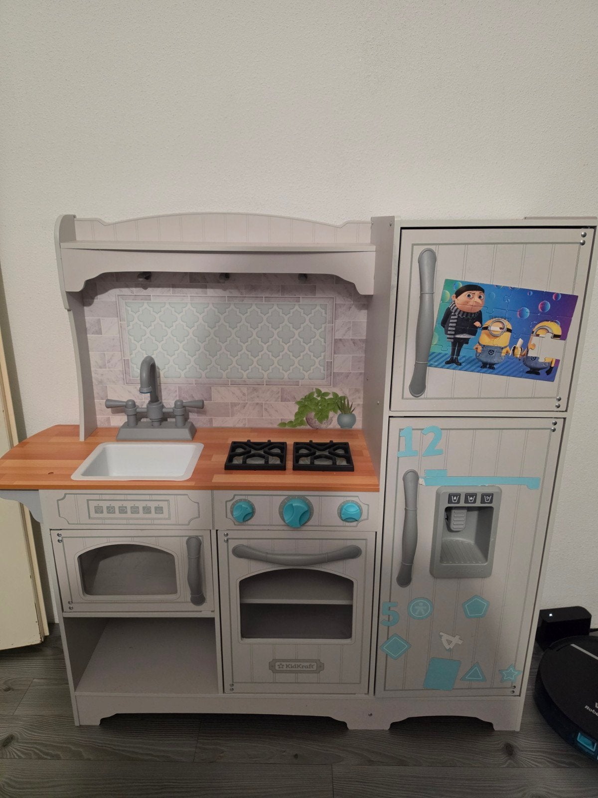KidKraft Speelkeuken met Koelkast - Grijs Hout, Ophalen, Gebruikt, Hout, Speelkeuken