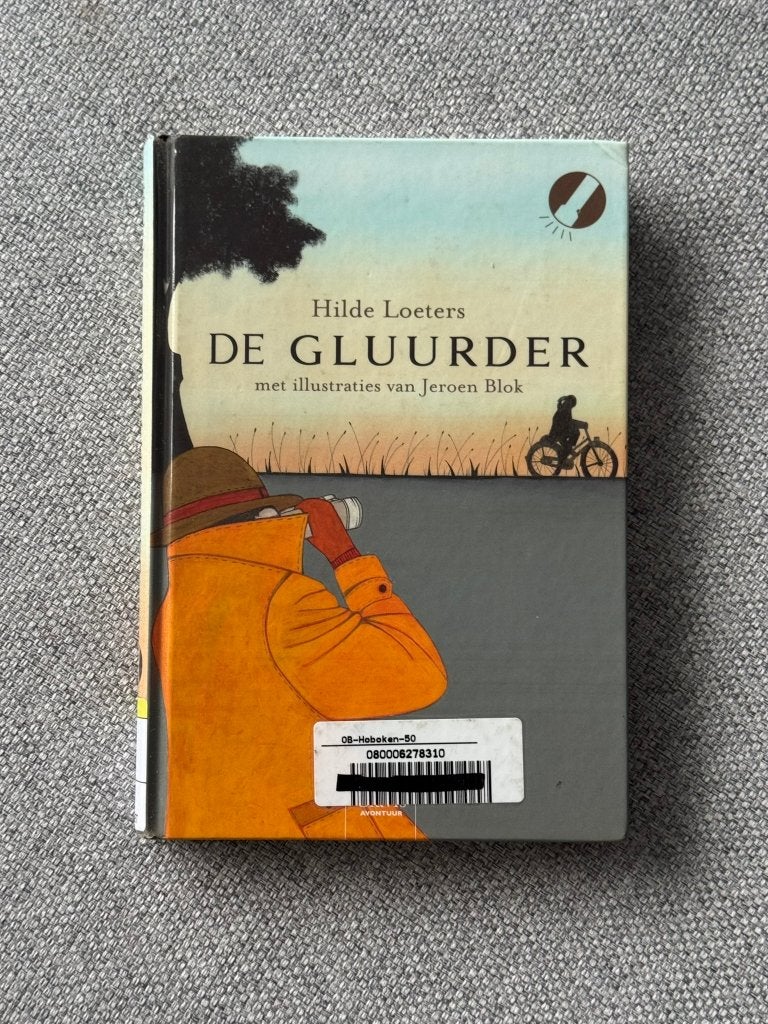 13. Boek - Hilde Loeters - De gluurder, Ophalen of Verzenden