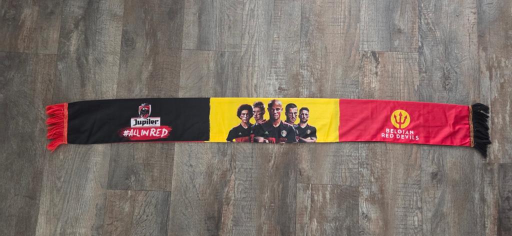 Sjaal België, Ophalen of Verzenden, Zo goed als nieuw, Buitenlandse clubs, Vaantje of Sjaal