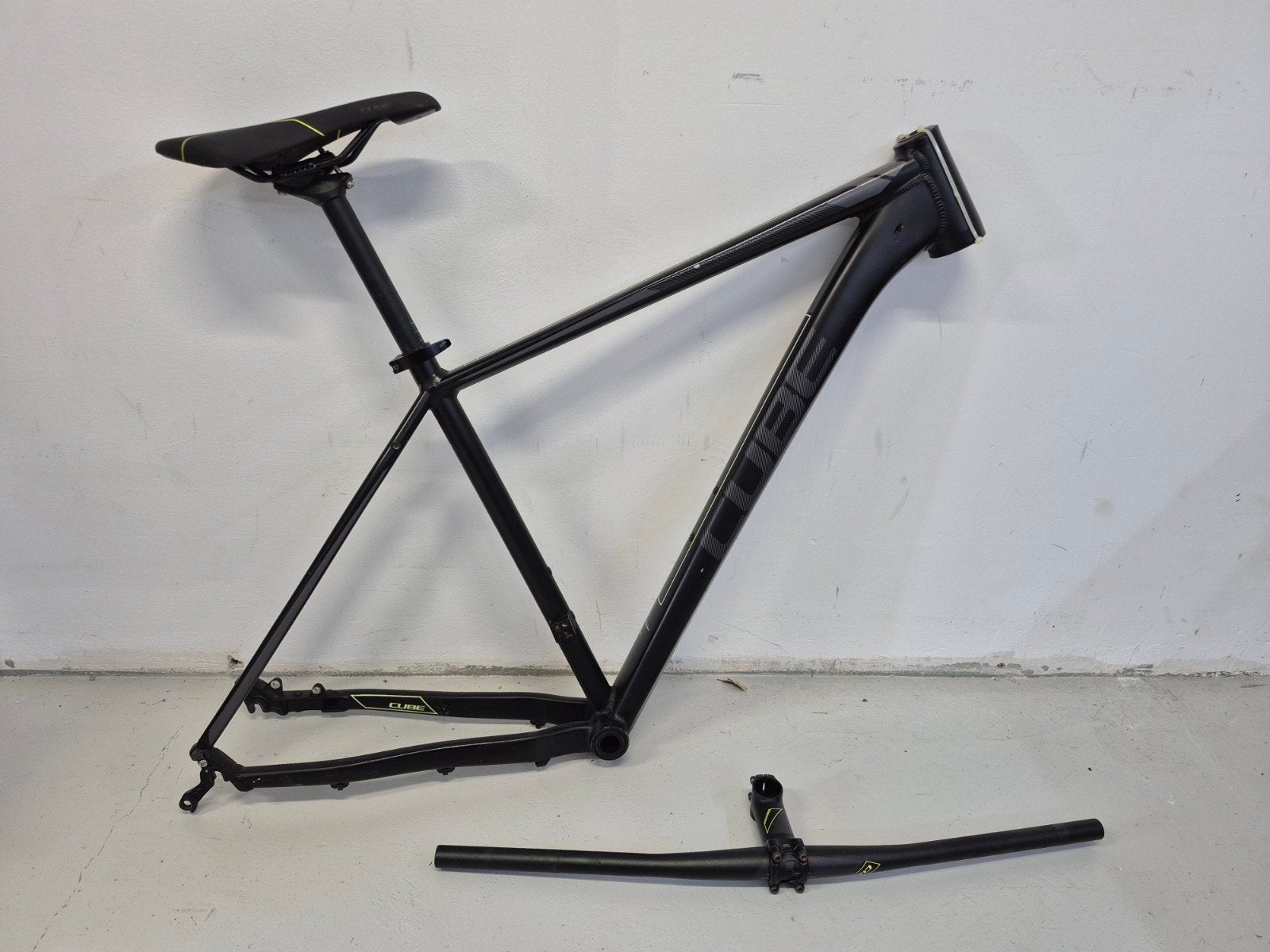 Cube LTD SL 29er MTB frame maat L incl. stuur en zadel, Fietsen en Brommers, Fietsonderdelen, Ophalen, Frame, Zo goed als nieuw