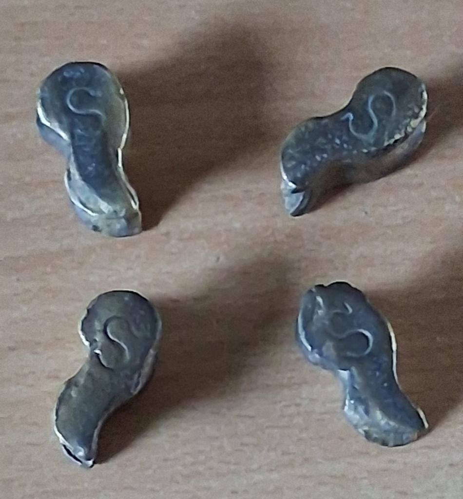 Bikkels. 4 st. Messing/brons. 24 mm. Ca 1900., Ophalen, Zo goed als nieuw