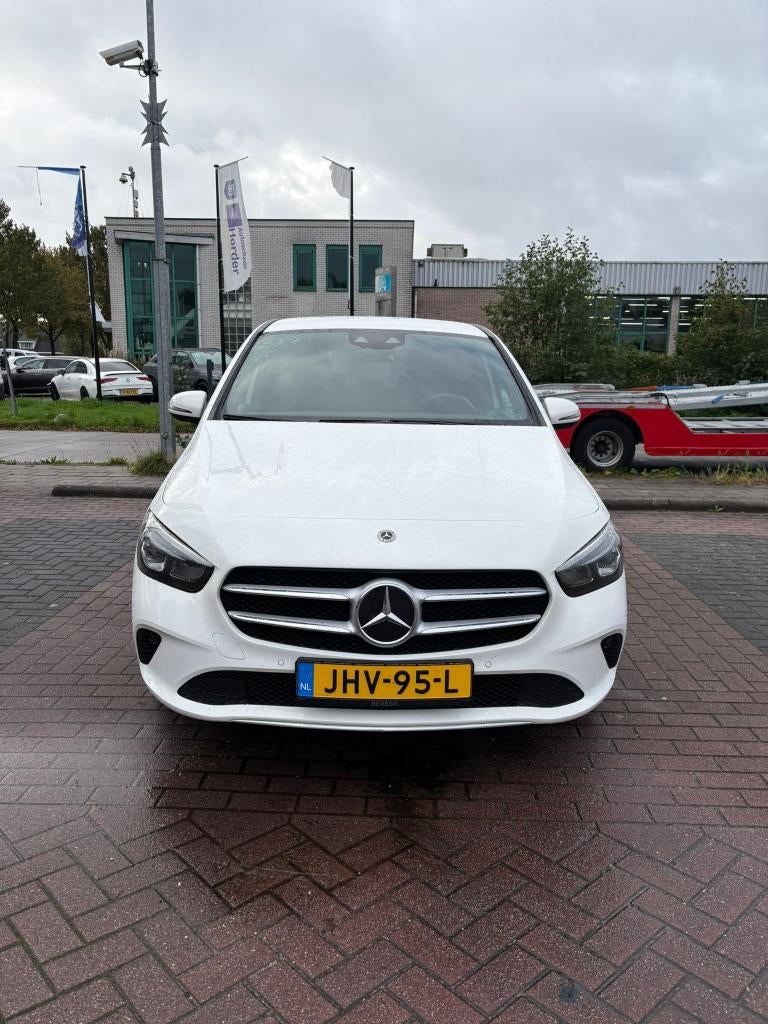 Mercedes-Benz B-Klasse B250 e Plug-in| Wit | Elek. acht klep, Auto's, Zwart, 160 pk, Leder en Stof, Plug-in hybride