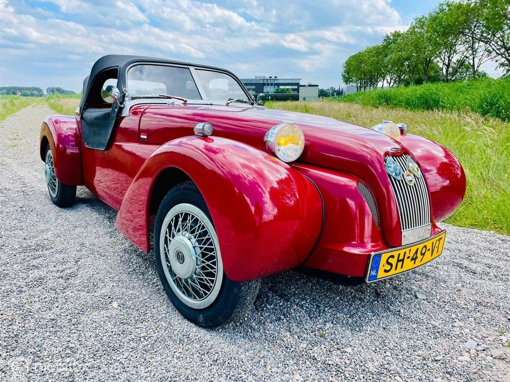 Burton nr 829 wijn rood 07-1987 28.549 km, Voorwielaandrijving, 29 pk, Bedrijf, Handgeschakeld