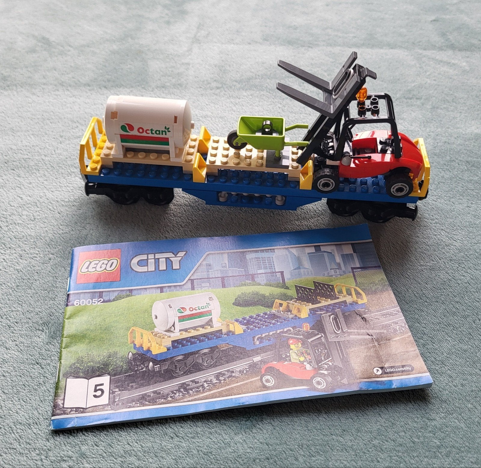 Lego City trein wagon, heftruck, kruiwagen, tank cillo 60052, Kinderen en Baby's, Inclusief instructies, City, Lego, Ophalen of Verzenden