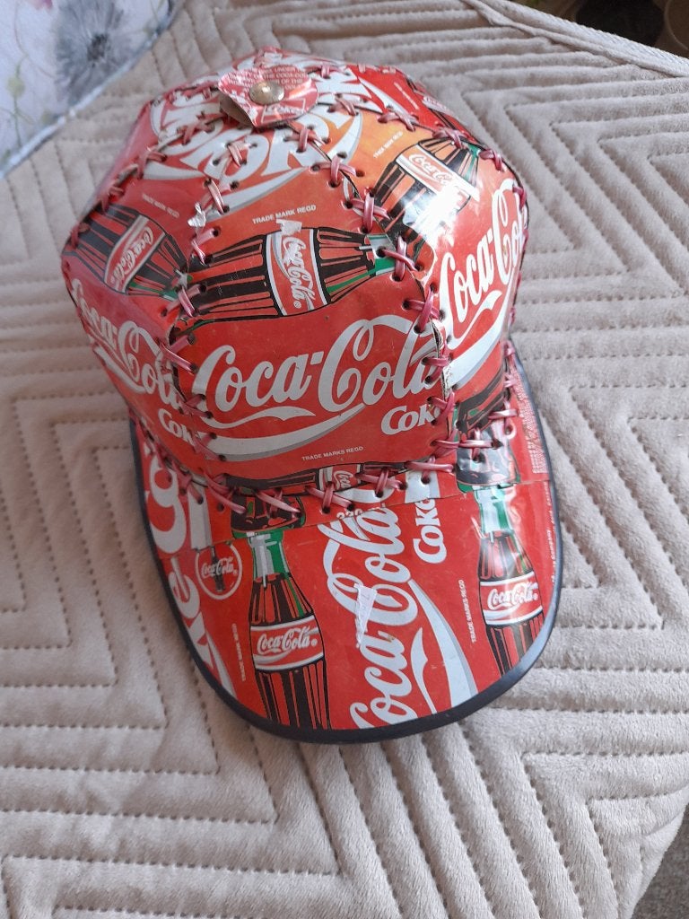 COCA COLA PET, Ophalen of Verzenden, Zo goed als nieuw, Gebruiksvoorwerp