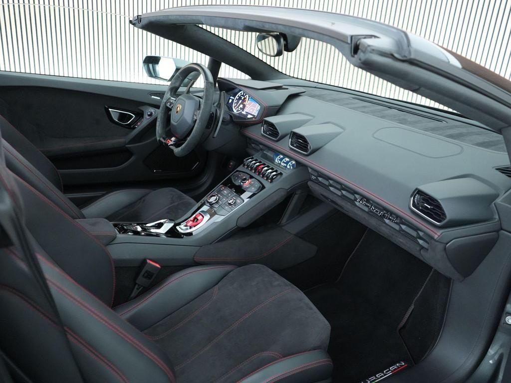 Lamborghini Huracán LP610-4 Spyder 5.2 610pk V10 |Full PPF|, Automaat, 5204 cc, Cabriolet, Alcantara