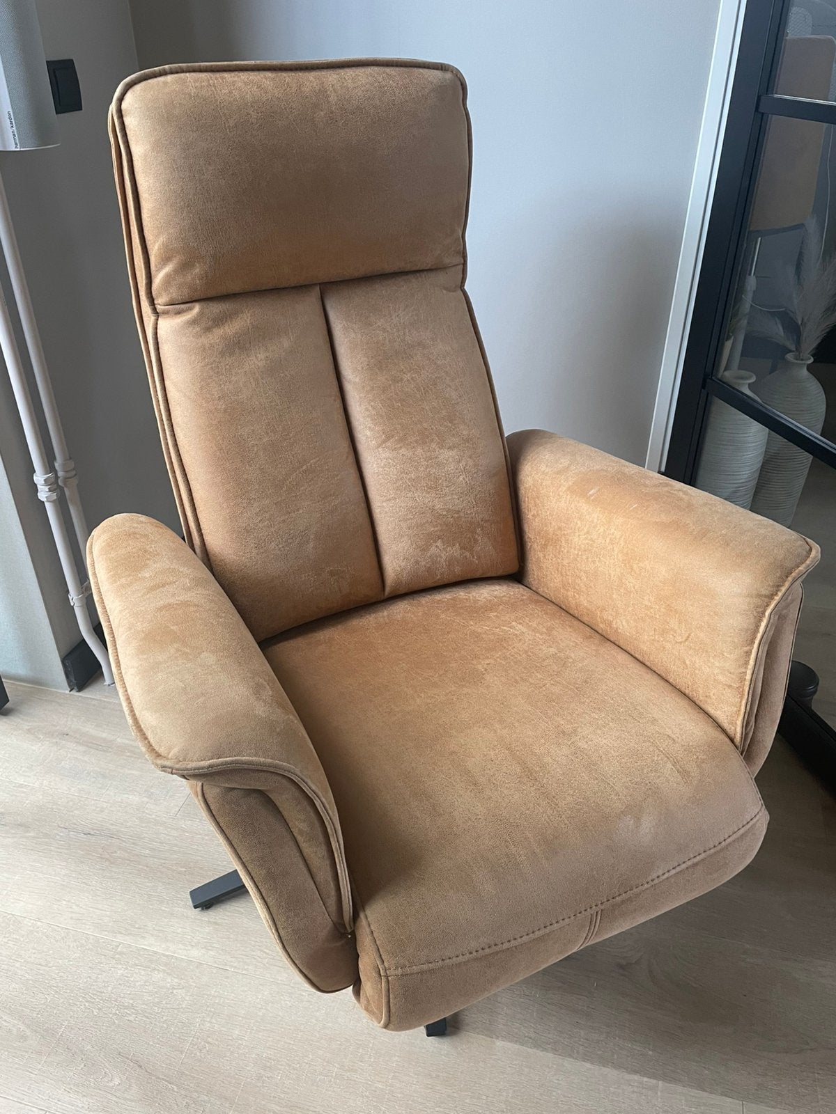Relaxfauteuil Goossens Odyssey, draaibare comfortstoel, Huis en Inrichting, Fauteuils, Ophalen, Zo goed als nieuw, 50 tot 75 cm