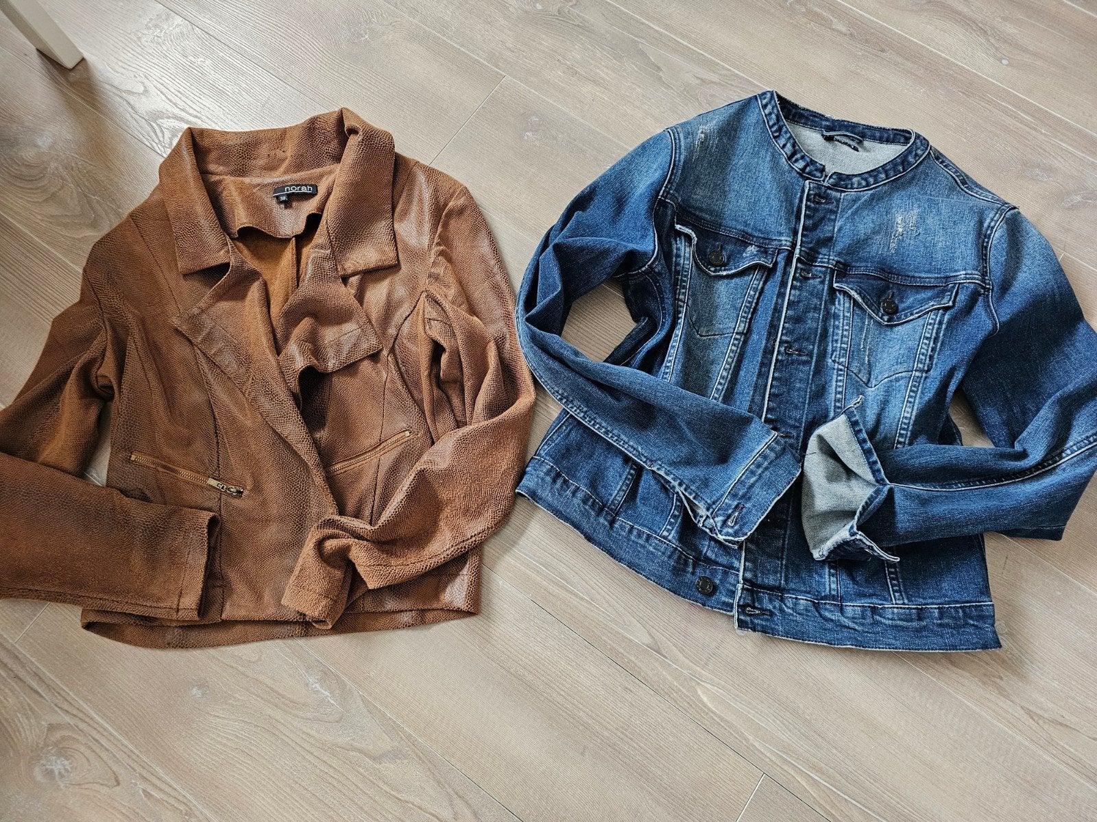 2 x JACKJE NORAH MT 38, Maat 38/40 (M), Ophalen of Verzenden, Zo goed als nieuw, Norah