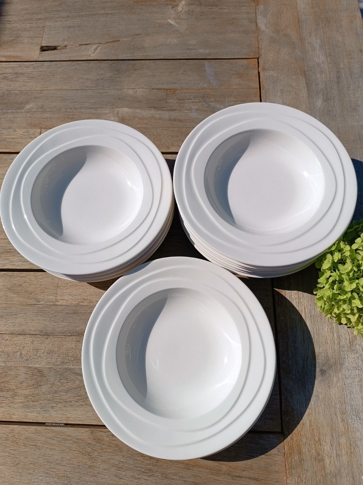 12x Jamie Oliver Waves pasta borden 23 cm, Huis en Inrichting, Keuken | Servies, Nieuw, Ophalen of Verzenden, Bord(en), Overige stijlen