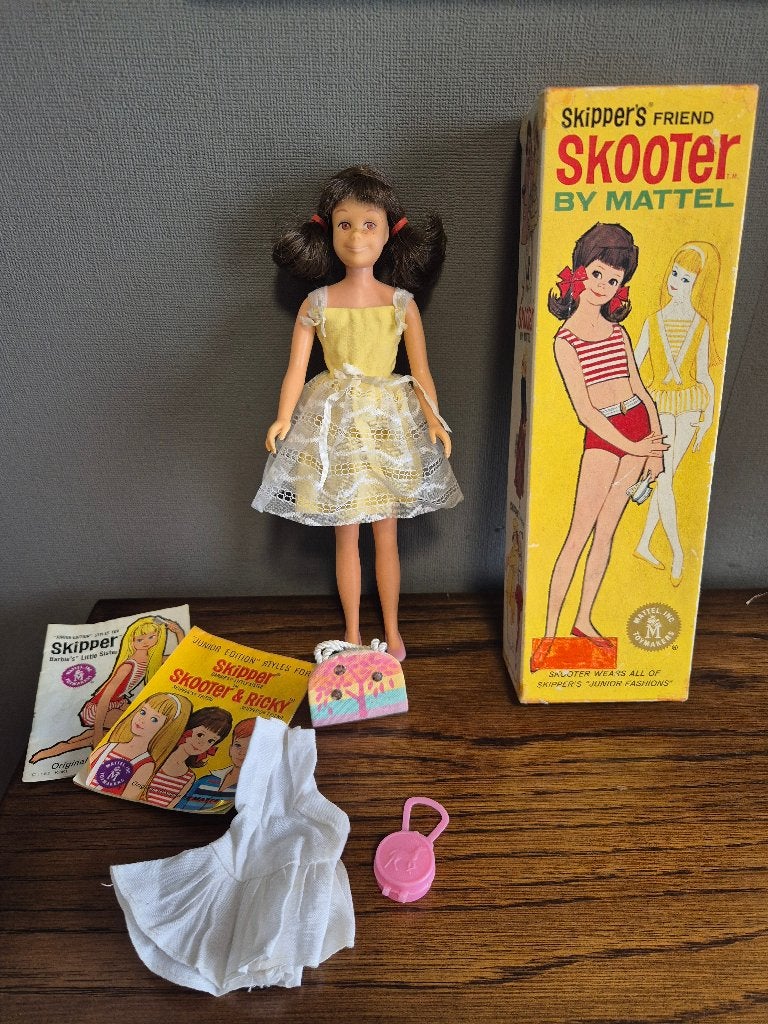 Vintage Barbie Skooter 1964., Verzamelen, Verzenden, Gebruikt, Pop