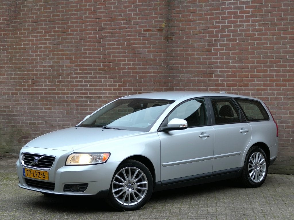 Volvo V50 2.0 Sport Navi / Elektrische stoel / High performa, Auto's, Volvo, Stof, Gebruikt, Zwart, 1283 kg
