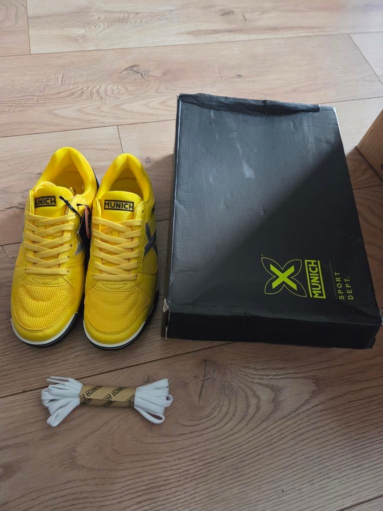 Nieuwe munich schoenen sneakers gympen maat 36, Ophalen of Verzenden, Nieuw, Schoenen