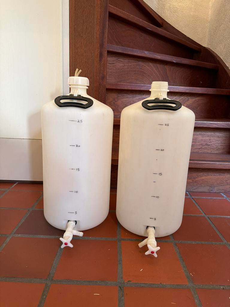 2x 25L Gistingsvaten met Kraan - Ideaal voor Brouwen, Minder dan 20 liter, Ophalen, Gebruikt, Boiler