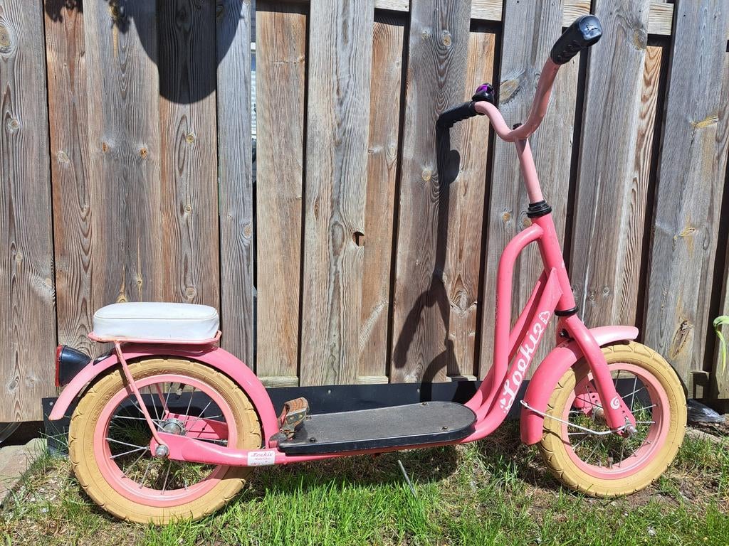 Step loekie roze met rem, standaard en zitje, Fietsen en Brommers, Ophalen, Gebruikt, Loekie