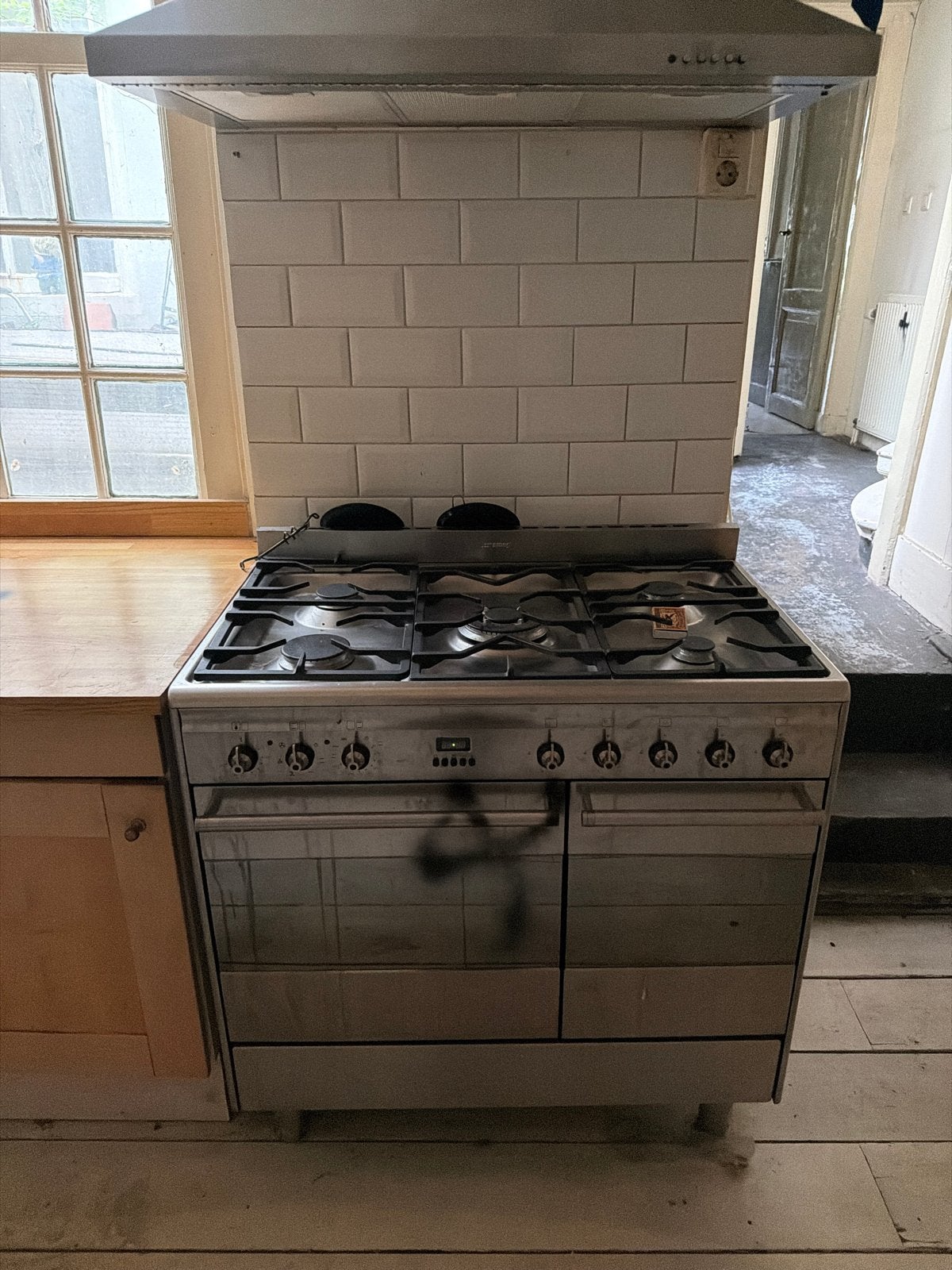 Smeg Fornuis met Oven - Vrijstaand Gasfornuis, Witgoed en Apparatuur, Ophalen, Gebruikt, 60 cm of meer, 4 kookzones