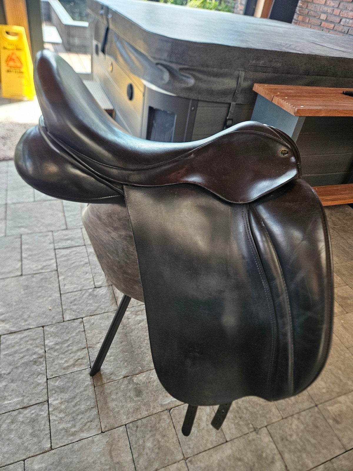 Hulsebos WB4 dressuurzadel 18 inch, Dieren en Toebehoren, Ophalen of Verzenden, Gebruikt, Dressuur