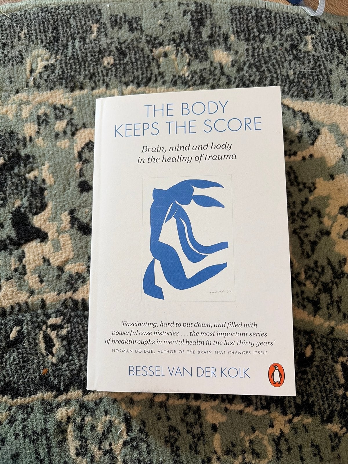 The Body Keeps the Score - Bessel van der Kolk (Nieuw), Boeken, Ophalen of Verzenden, Nieuw, Overige onderwerpen