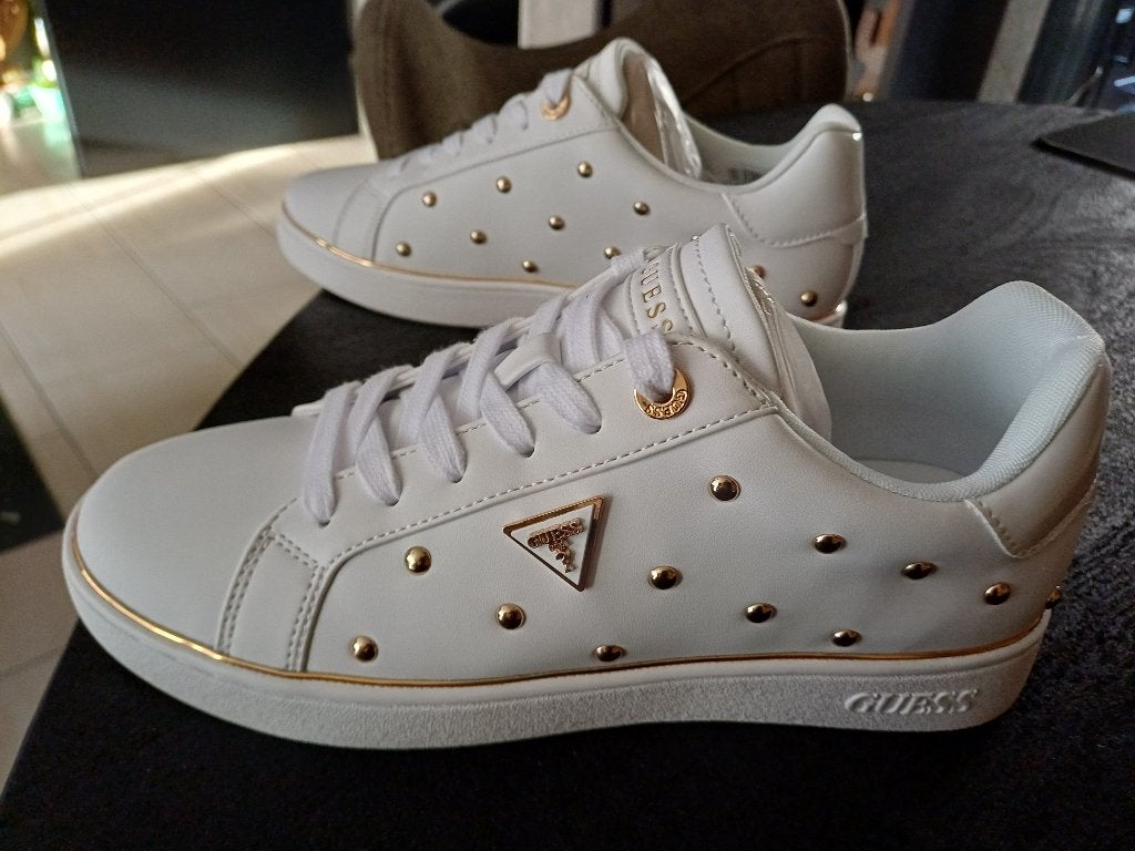Guess gympen maat 40, Kleding | Dames, Schoenen, Guess, Wit, Nieuw, Ophalen of Verzenden