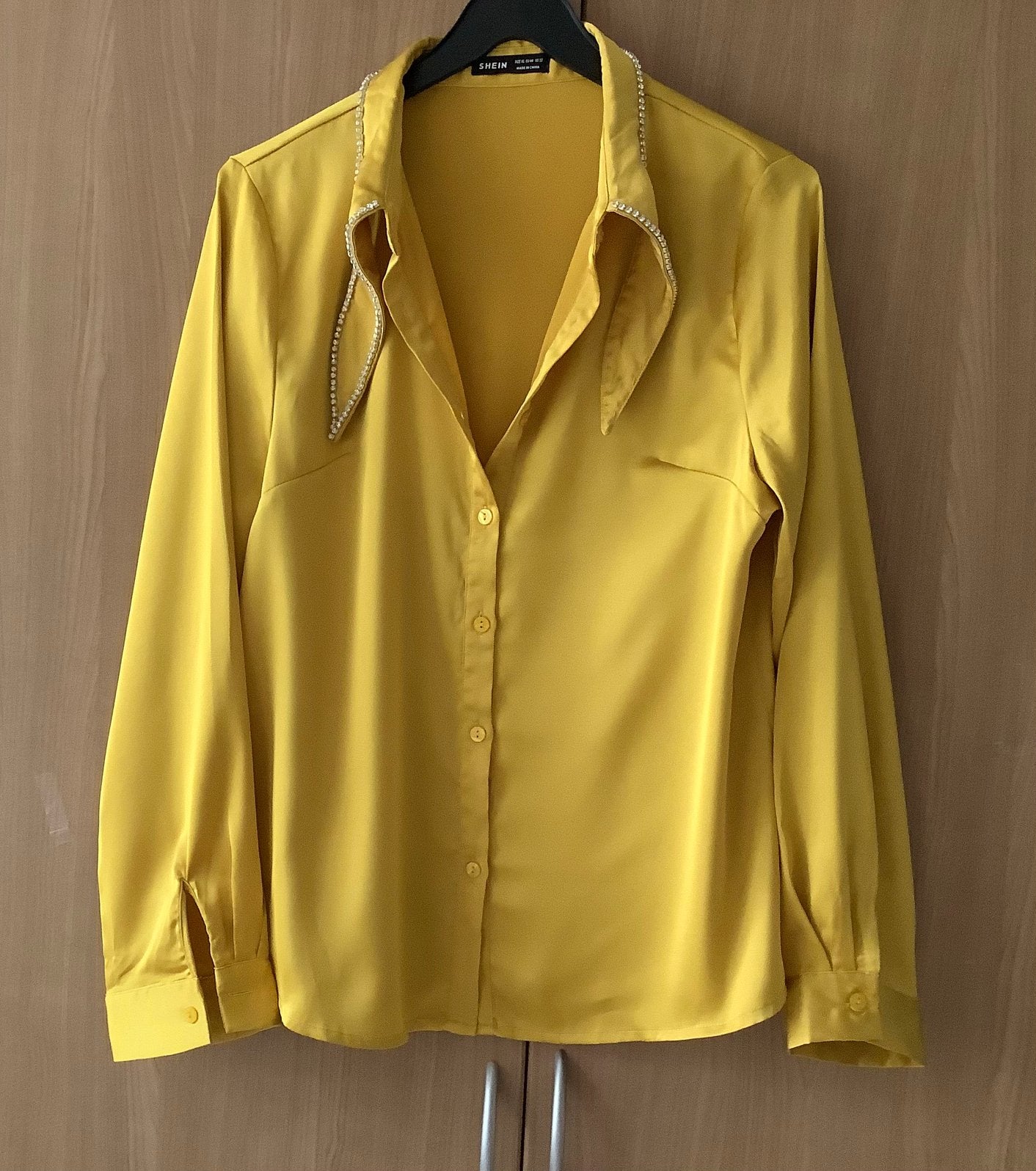 Bloes mt 44.    Geel.   Nieuw!, Kleding | Dames, Verzenden, Nieuw, Maat 42/44 (L), Geel
