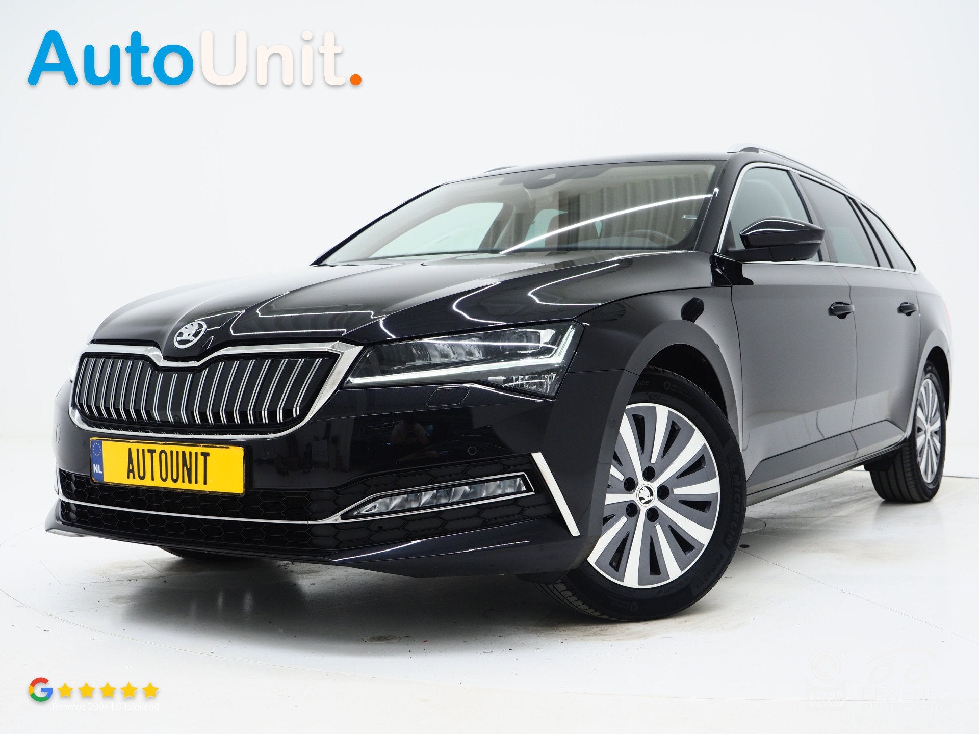 Skoda Superb Combi 1.4 TSI iV Style | Leder | Trekhaak | 360, Gebruikt, 4 cilinders, Adaptive Cruise Control, Zwart