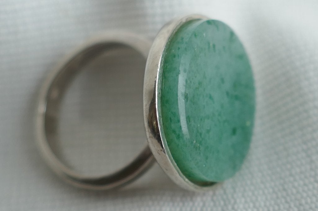 Grote ronde zilveren Design Ring  -  met Aventurijn, Verzenden, Nieuw, Kleiner dan 17, Met edelsteen
