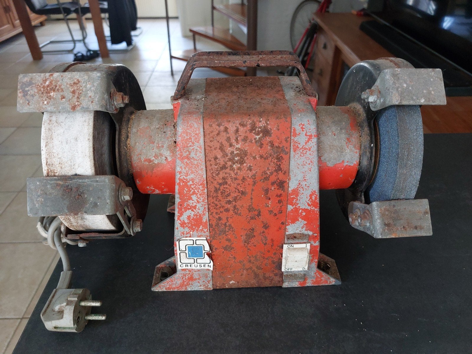Creusen DS7150TS Werkbankslijpmachine - Gebruikt, Ophalen, Gebruikt, Minder dan 700 watt, Werkbankslijpmachine