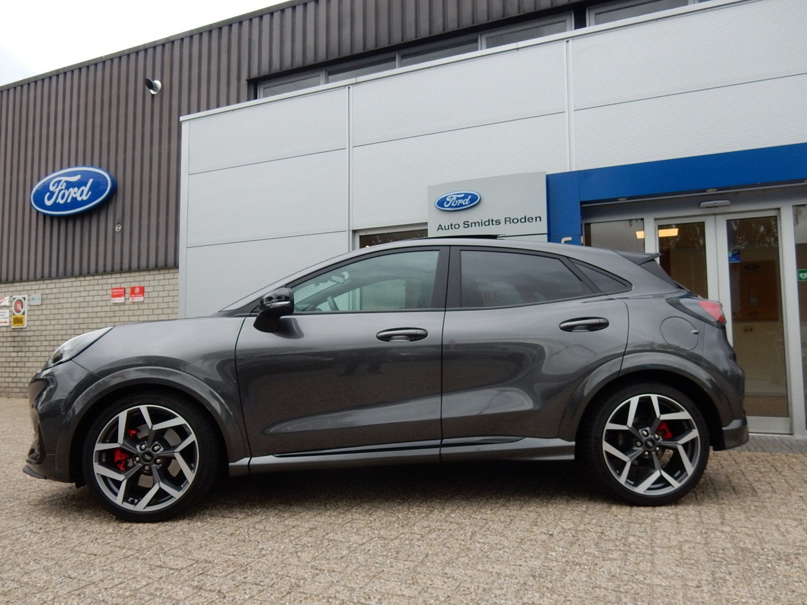 Ford Puma 1.5 200PK ST-X Performance | Panorama | Winter Pac, Auto's, Dealer onderhouden, Origineel Nederlands, Bedrijf, Handgeschakeld